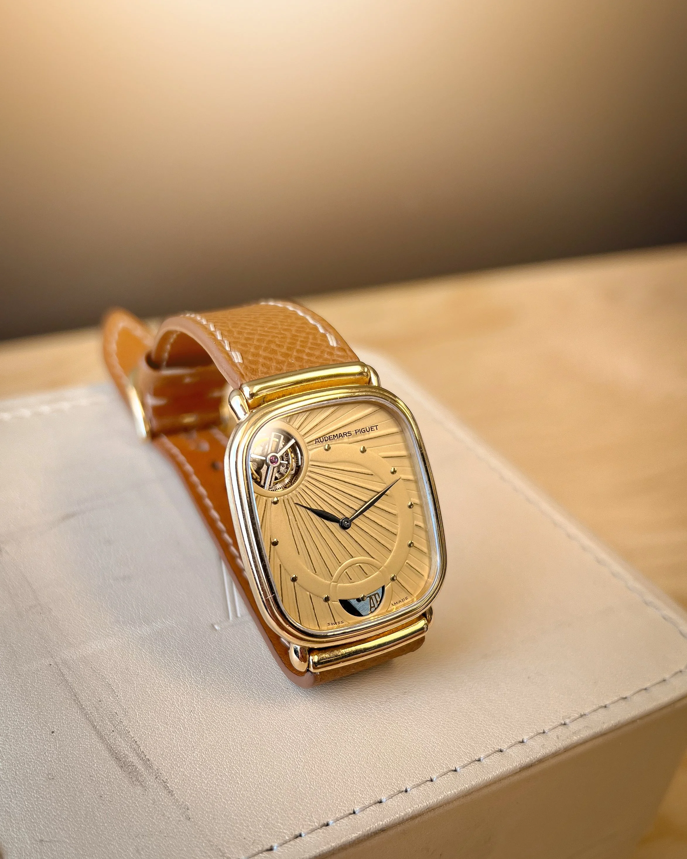 Early 1990's Audemars Piguet Automatic Tourbillon 25643BA — Watch